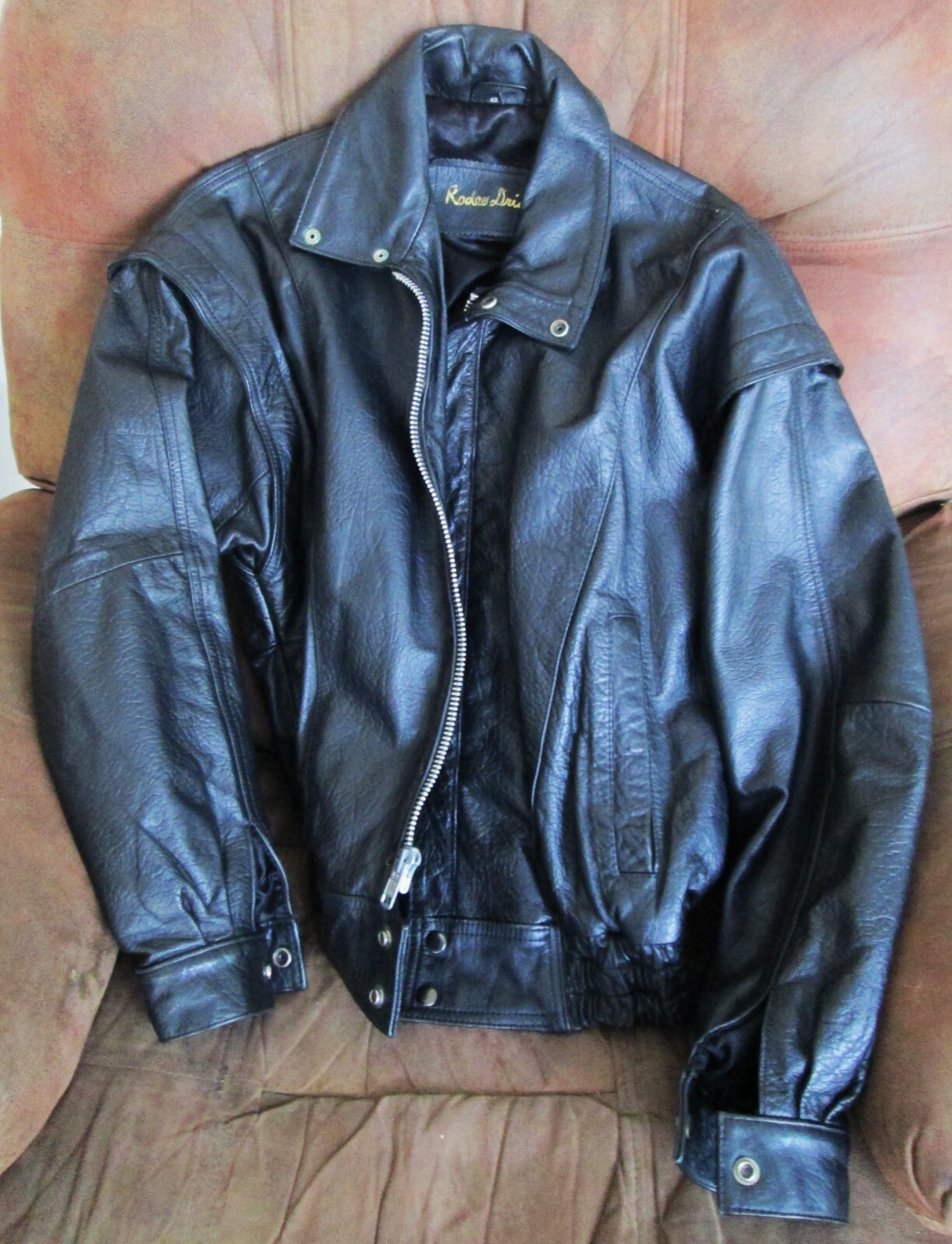 Mens Rodeo Drive Black Leather Jacket, Size 42 Mens Rodeo Drive Black Leather Jacket, Size 42