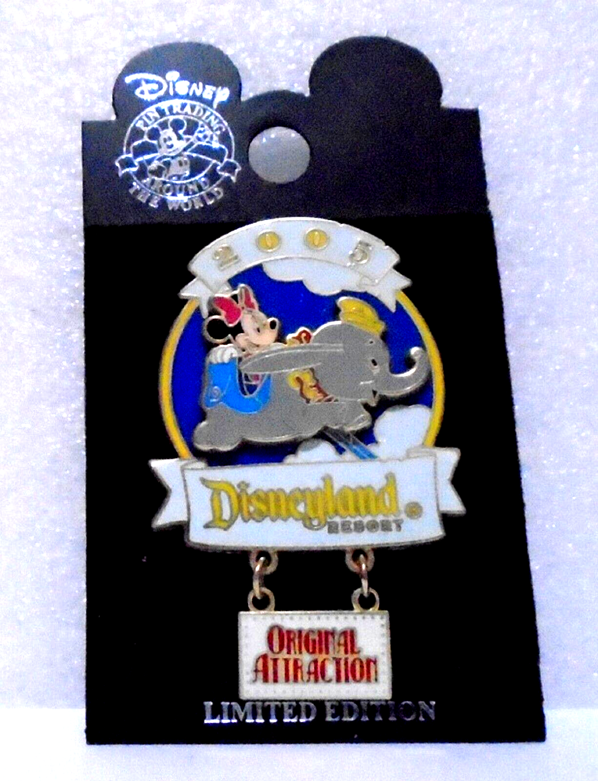 DISNEY PIN - DLR - Original Attraction 2005 - Dumbo the