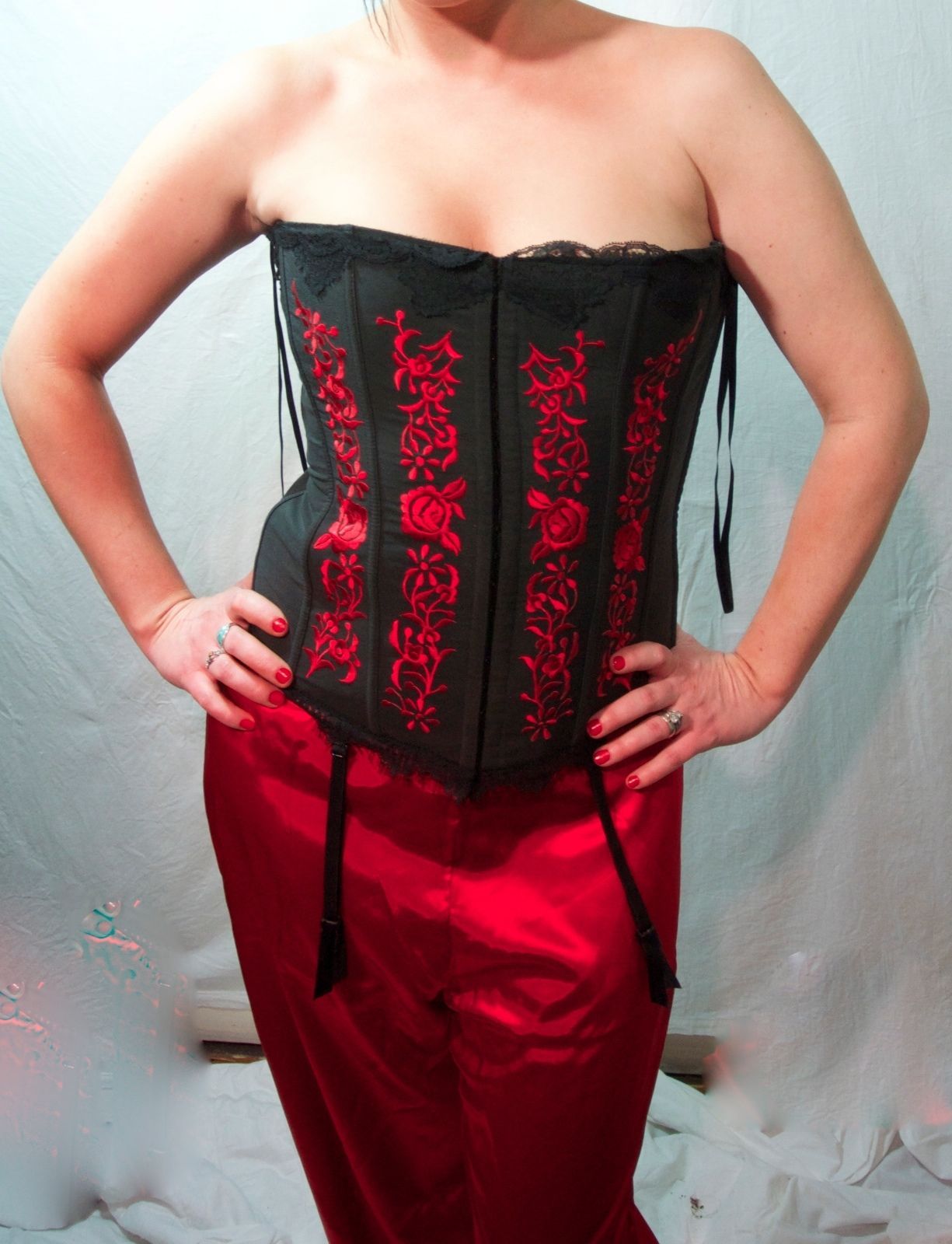 100% Silk Intimates & Sleep for Women