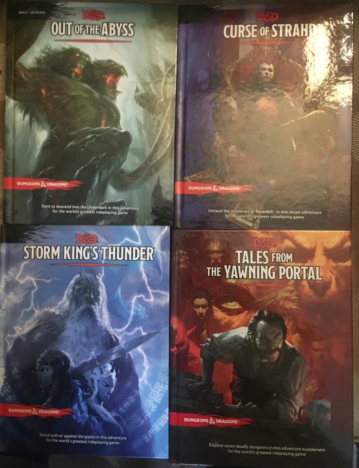 Dungeons and Dragons 5e Adventure Lot of 11 modules and 2 Dungeon Master screens