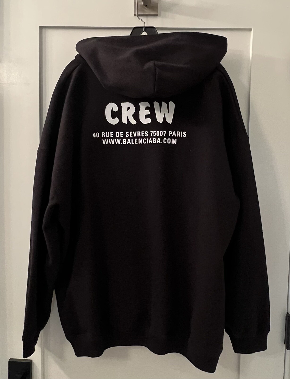 BALENCIAGA CREW OVERSIZE GRAPHIC ZIP HOODIE IN BLACK/ WHITE BALENCIAGA CREW OVERSIZE GRAPHIC ZIP HOODIE IN BLACK/ WHITE