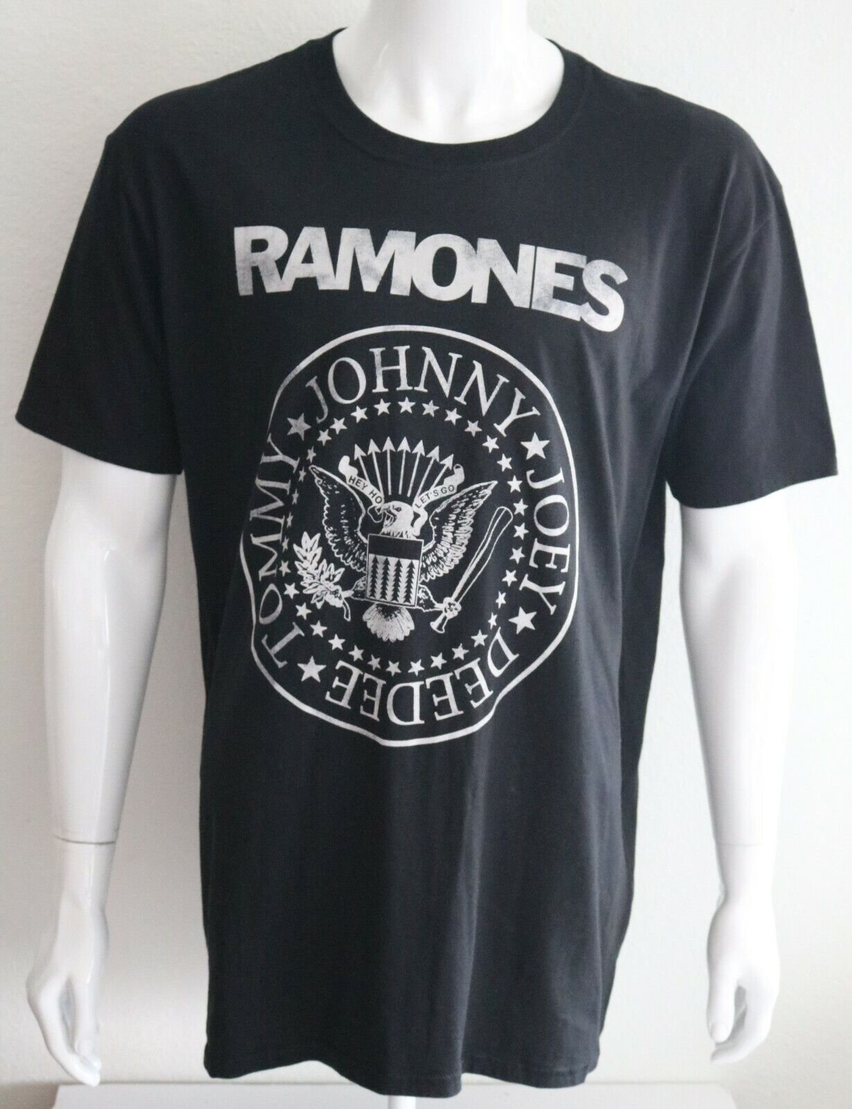 t shirt ramones