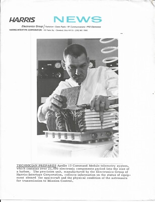 APOLLO 13 COMMAND MODULE TELEMETRY SYSTEM FOR SPACECRAFT 5'' X 7'' B/W ORIGL PHOTO
