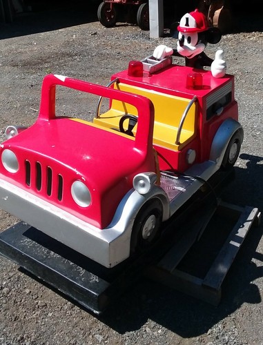 mickey mouse fire truck kiddie ride