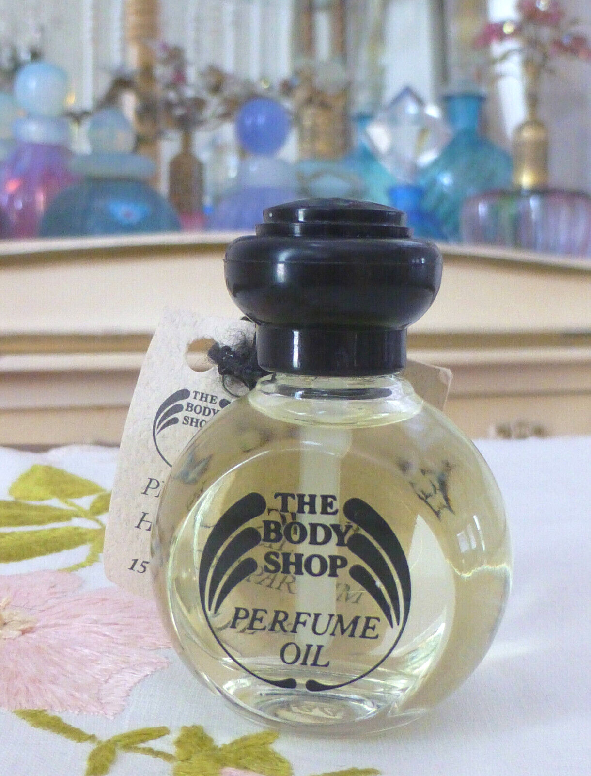 アナーニャ　The Body Shop Perfume Oil The body shop PERFUME OIL - ANANYA LARGE 30 ML. SIZE!! | eBay