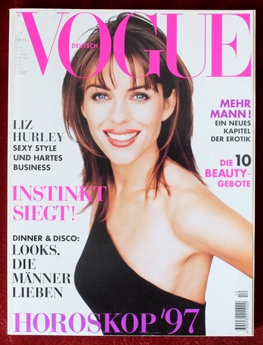 女性情報誌 Vogue Deutsch Magazine December 2021 DECEMBER 2021 | Vogue