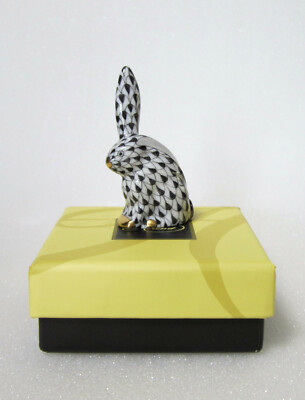 HEREND MINI RABBIT FIGURINE BLACK FISHNET #VHNM-05338 BRAND NIB CUTE SAVE$$ F/SH