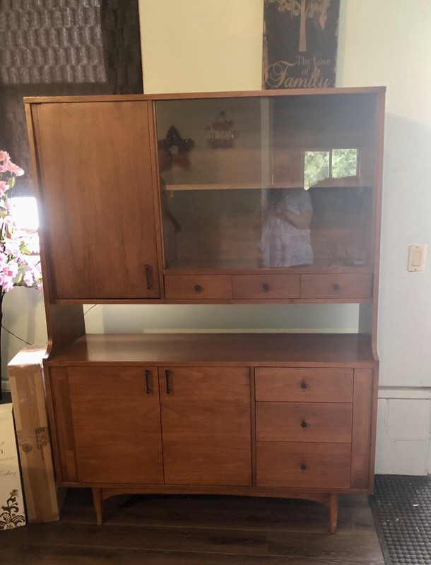 Mid Century Modern Kroehler 1960's Hutch/Display Cabinet SALE