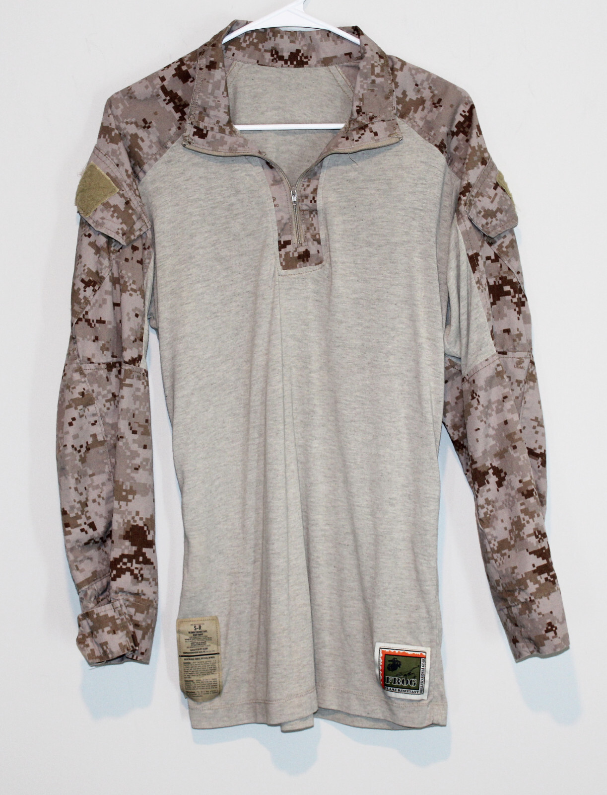 新品　未使用品　米軍　実物　FROG COMBAT SHIRT SMALL 新品 未使用品 米軍 実物 FROG COMBAT SHIRT SMALL ② - メルカリ