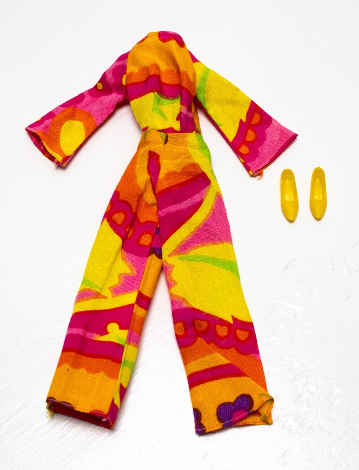 Vintage Barbie Pajama Pow #1806 W/Squishy Yellow Japan Flats Vintage Barbie Pajama Pow #1806 W/Squishy Yellow Japan Flats