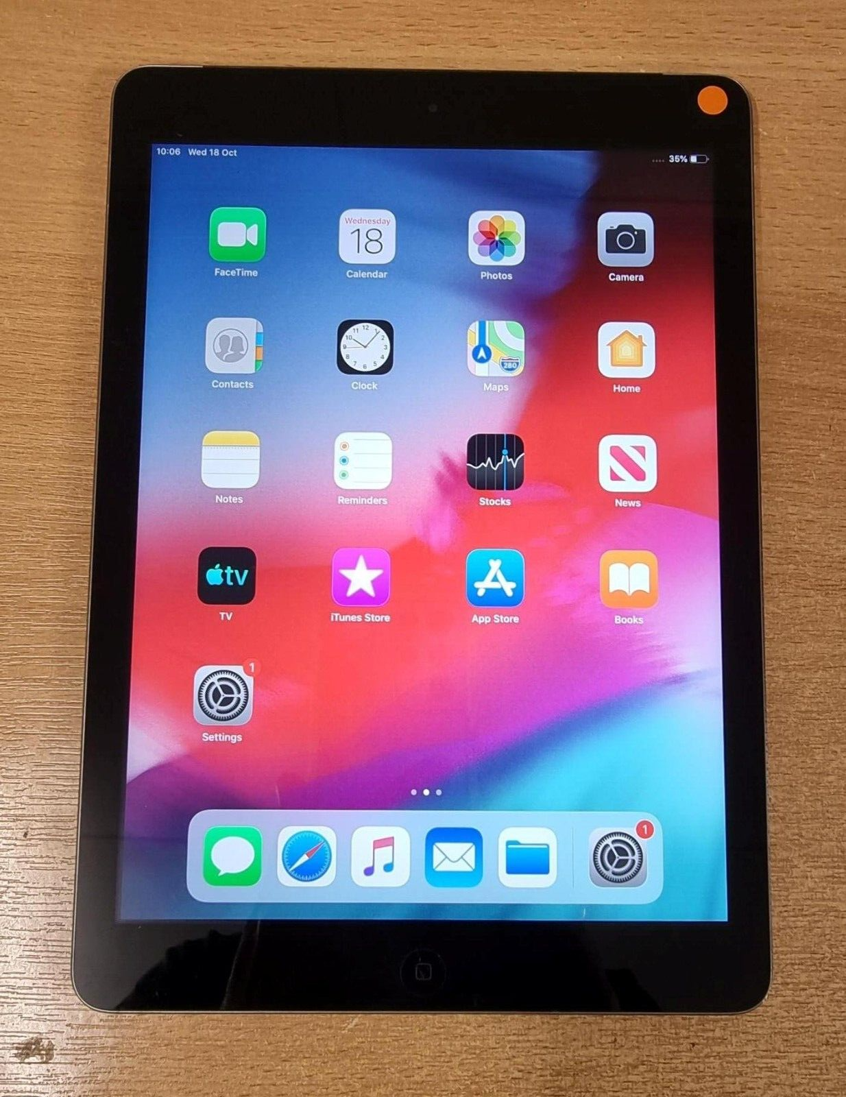 Apple iPad Air 16GB Wi-Fi 9.7in Black / Space Grey A1474 MD785 Non-Cellular | eBay Apple iPad Air 16GB Wi-Fi 9.7in Black / Space Grey A1474 MD785 Non-Cellular | eBay