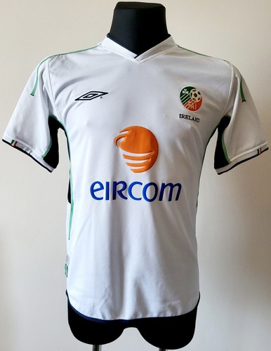 Republic of Ireland 2002 - 2003 Away football Umbro shirt