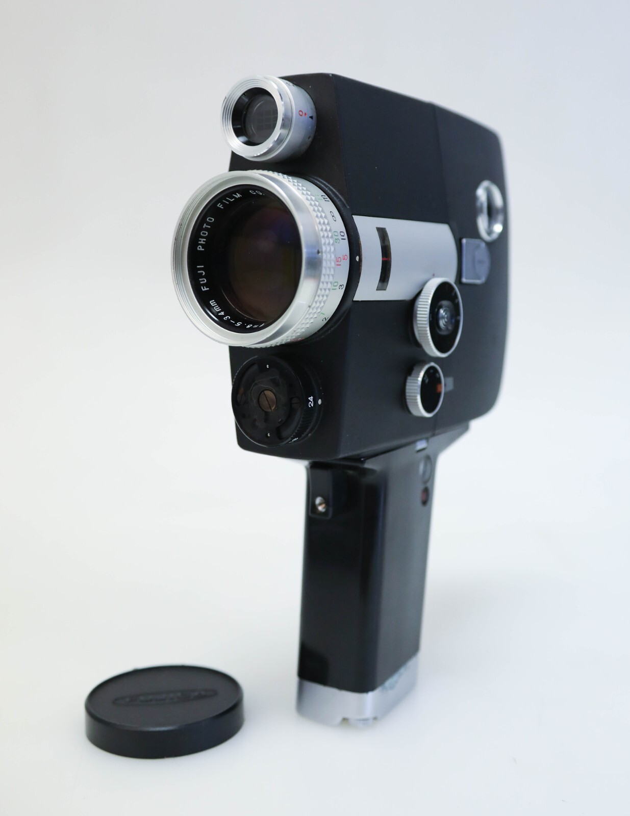 Fujica Single-8 Z2 8mm Film Camera w/ 2 Packs Film, Manual Fujica Single-8 Z2 8mm Film Camera w/ 2 Packs Film, Manual