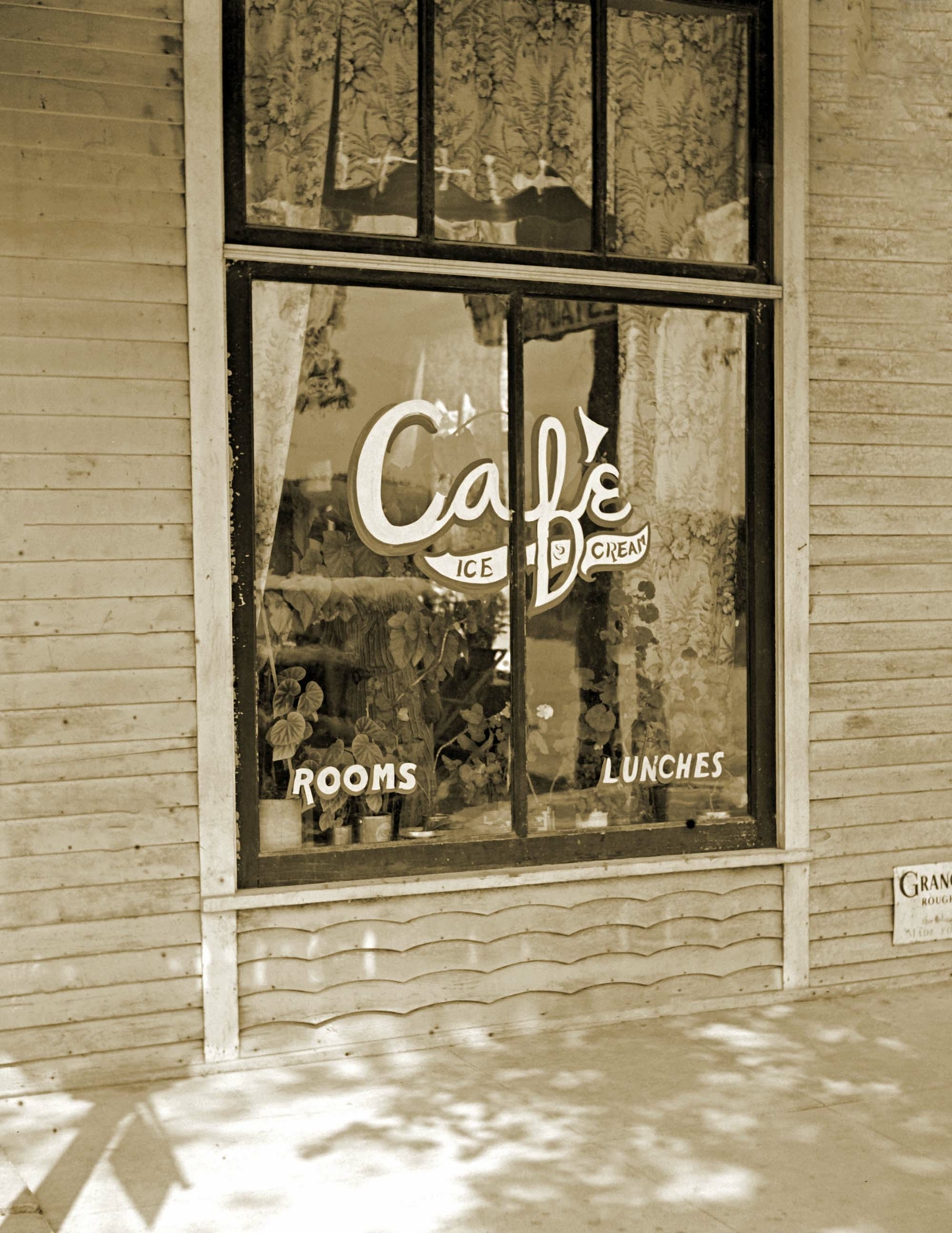 1937 Cafe Window, Big Falls, Minnesota Vintage Old Photo 8.5" x 11" Reprint