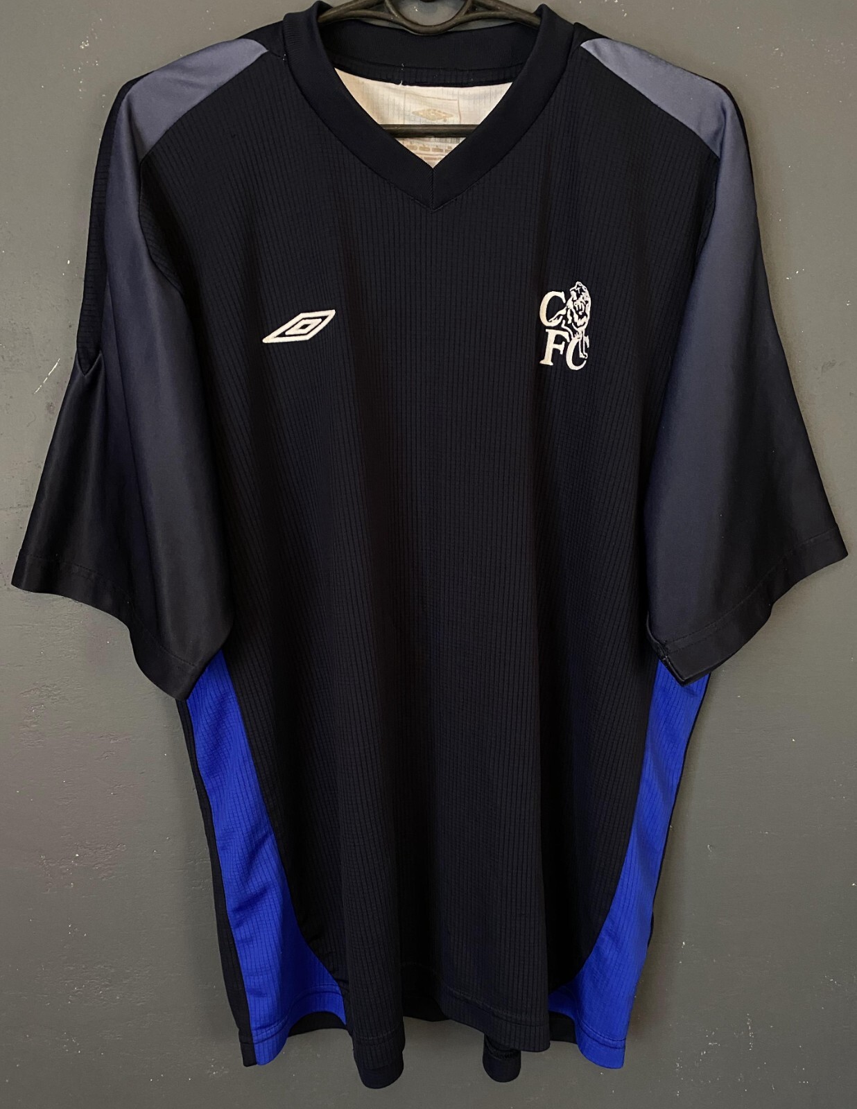 【00s Umbro】Chelsea tshirt soccer uniform VINTAGE UMBRO MENS FC CHELSEA 2000s TRAINING SOCCER FOOTBALL