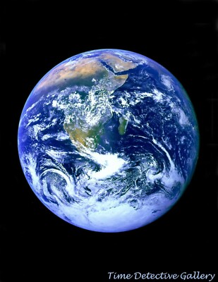 NASA's Apollo 17 ''Blue Marble'' Earth Image - Color Photo Print