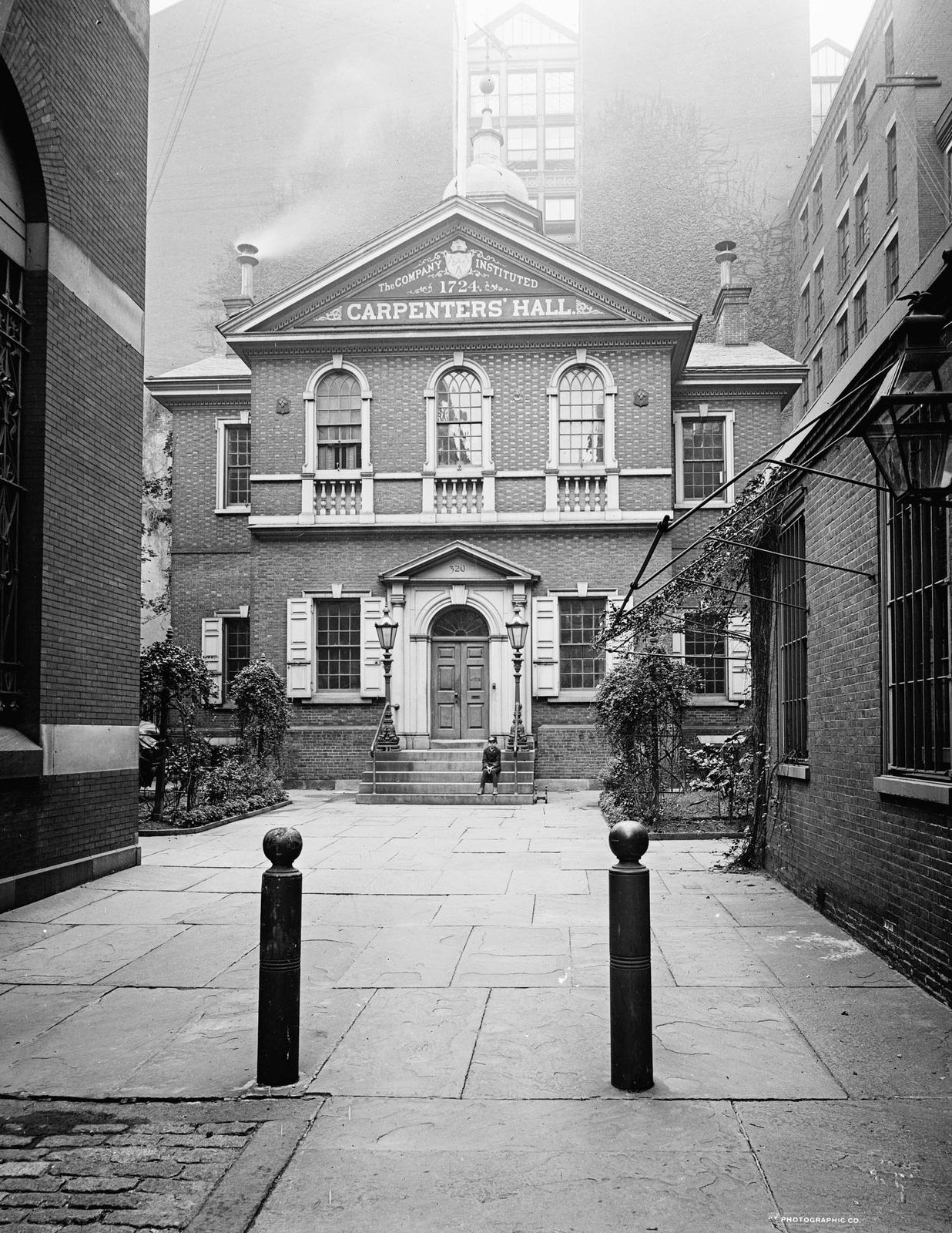 1900 Carpenters' Hall, Philadelphia, PA Vintage Old Photo 8.5" x 11" Reprint