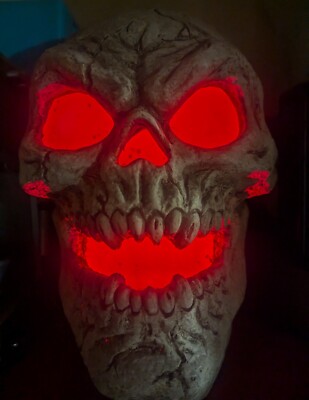 Halloween Skull HUGE 14'' TALL LED LIGHT UP SKELETON HEAD SCARY LANTERN DECORATE