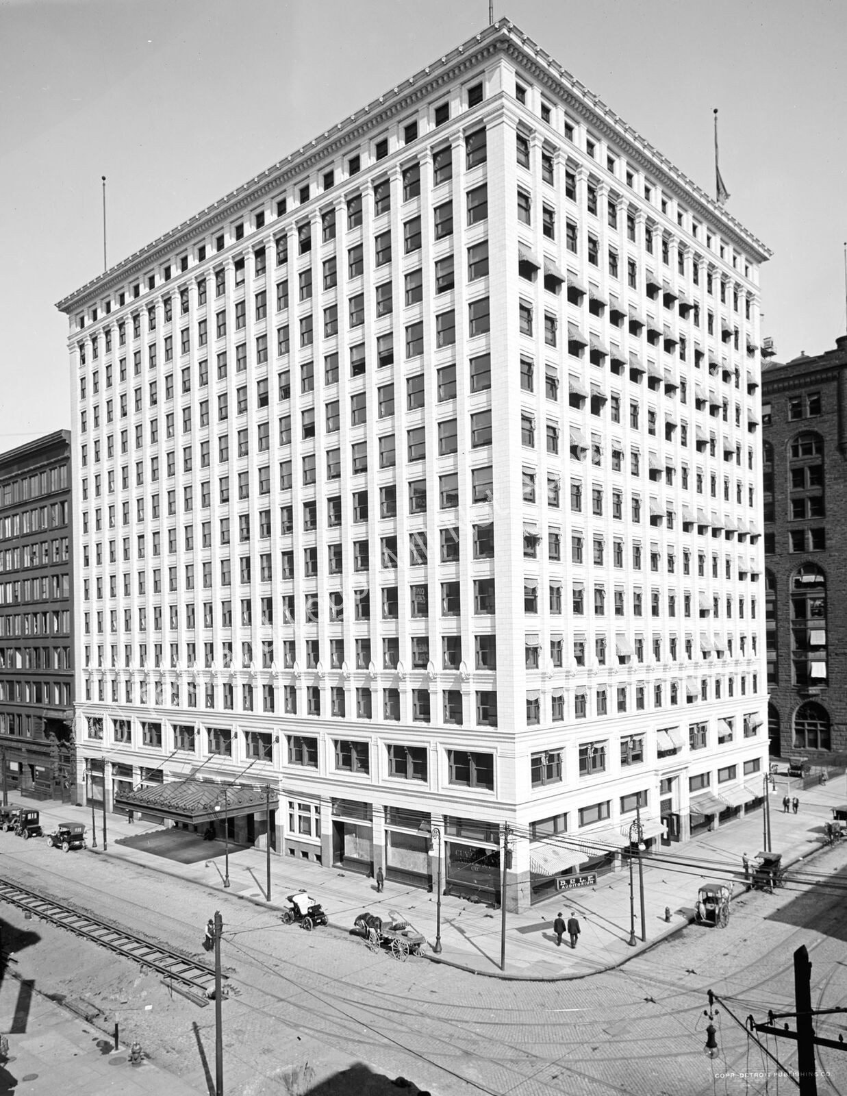 1910's Locomotive Engineers Bldg., Cleveland, Ohio Old Photo 8.5" x 11" Reprint