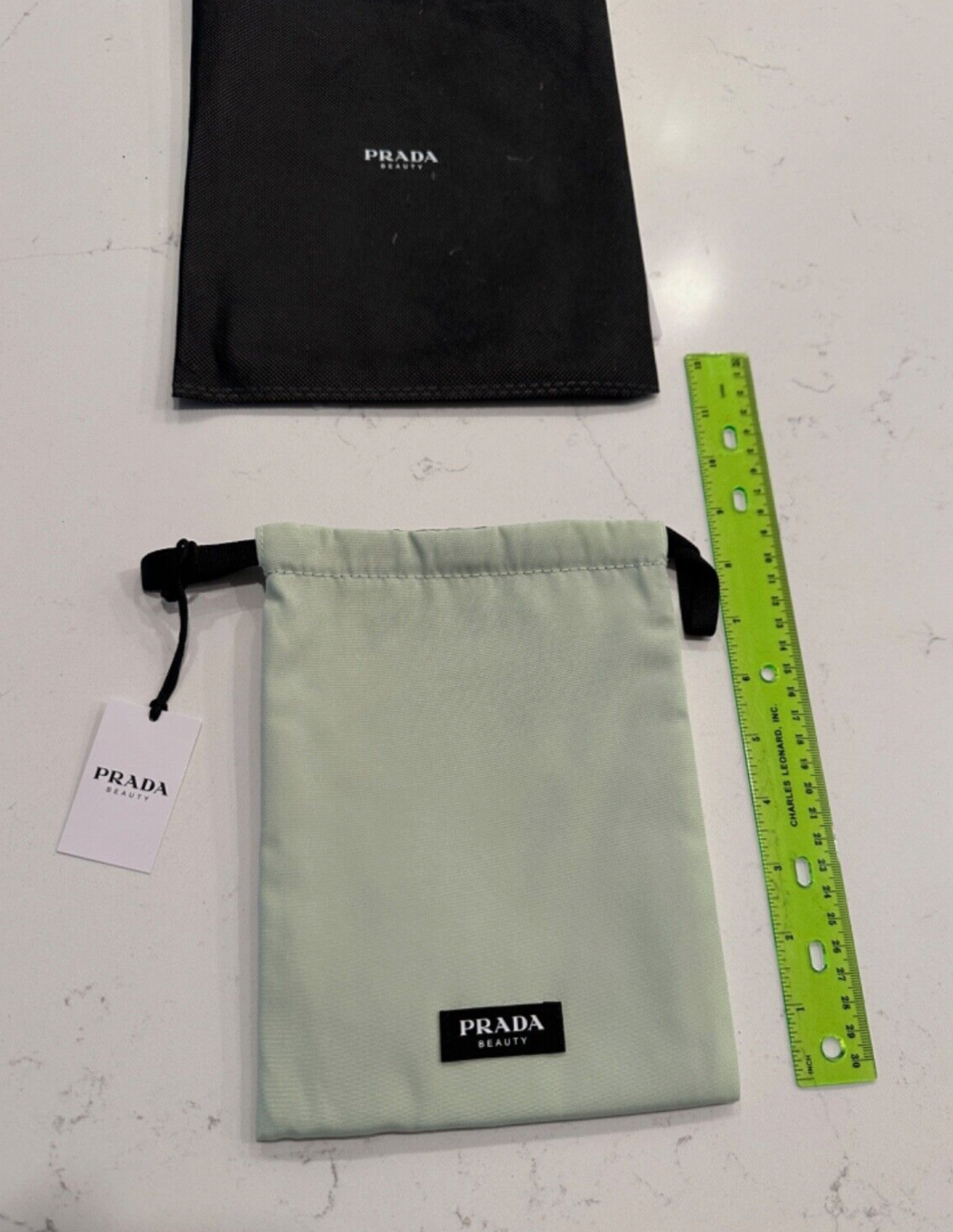 【関税&送料込】Prada Small Beauty Case In Re-Nylon Re Nylon Small Travel Cosmetic Makeup Bag For Men & Women