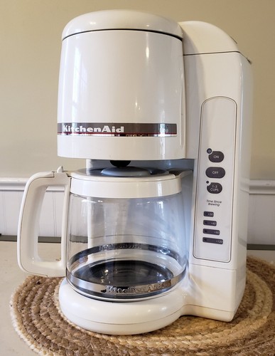 KitchenAid Coffee Maker Model KCM200WH1 white 12 cups