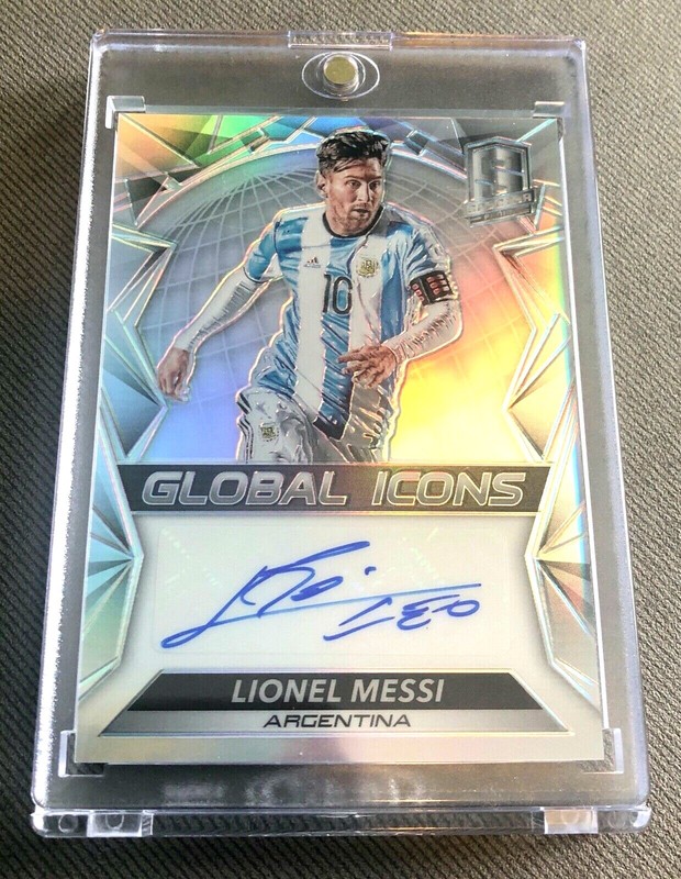 Lionel Messi Cards