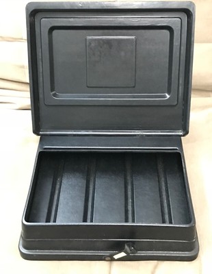 11x14 darkroom paper safe in very good used condition