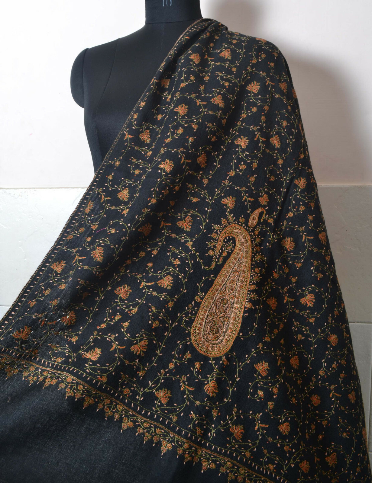 KASHMIRI PAISLEY EMBROIDERY JAAL - BLACK 100% CASHMERE