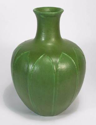 Grueby Pottery matte green 13