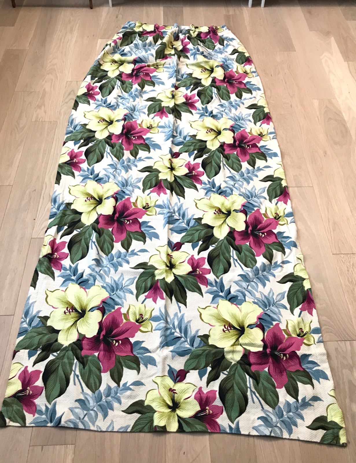 Vintage 50s Tropical Barkcloth Fabric Panel Big Flowers