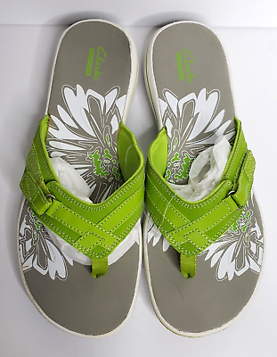 Clarks flip flops green hotsell