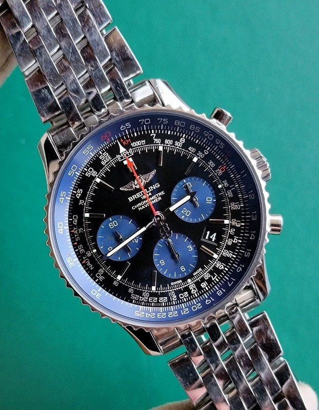 Breitling Navitimer 01 limited edition -Ab012116/be09