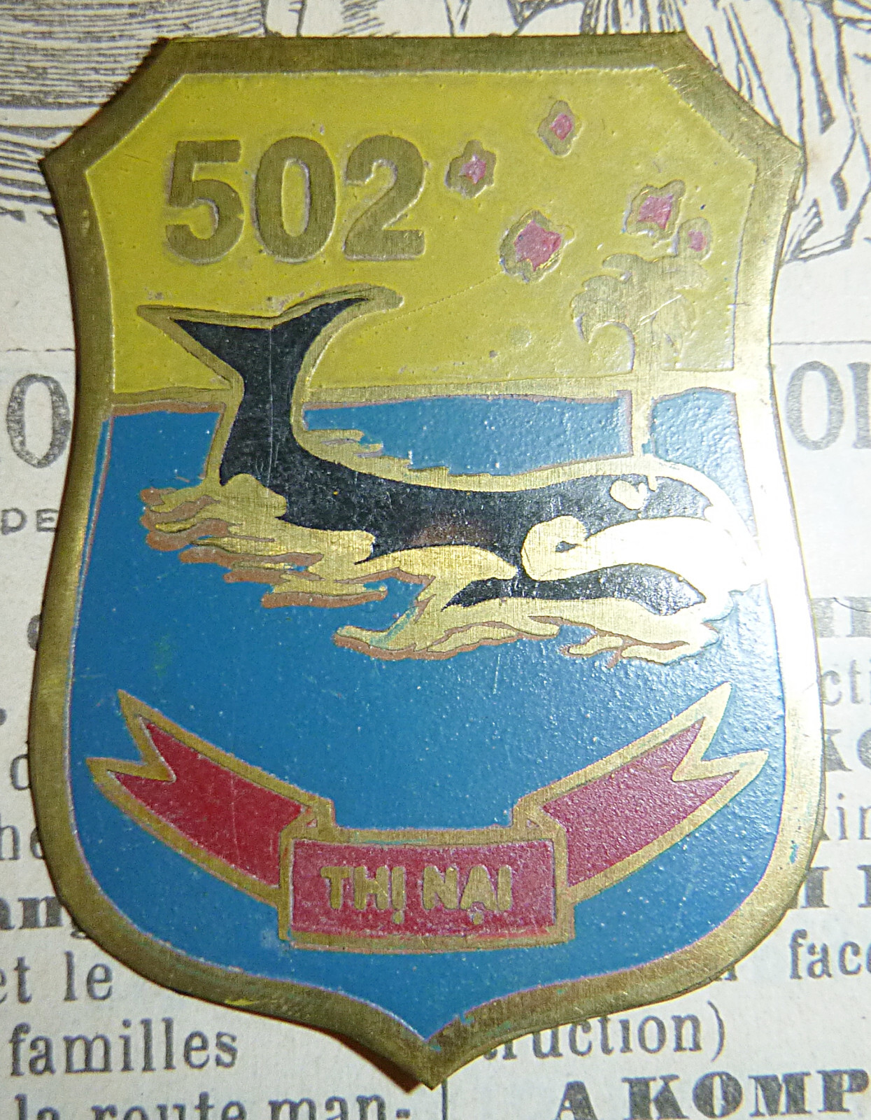 Beercan Badge - HQ 502 - SOUTH NAVY - THI NAI (USS CAYUGA