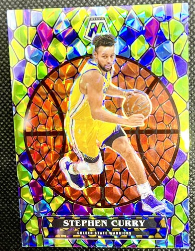 NBAカード MOSAIC　GIANNIS  ケースヒット Giannis Antetokounmpo 2021 Mosaic #4 Stained Glass /(SSP