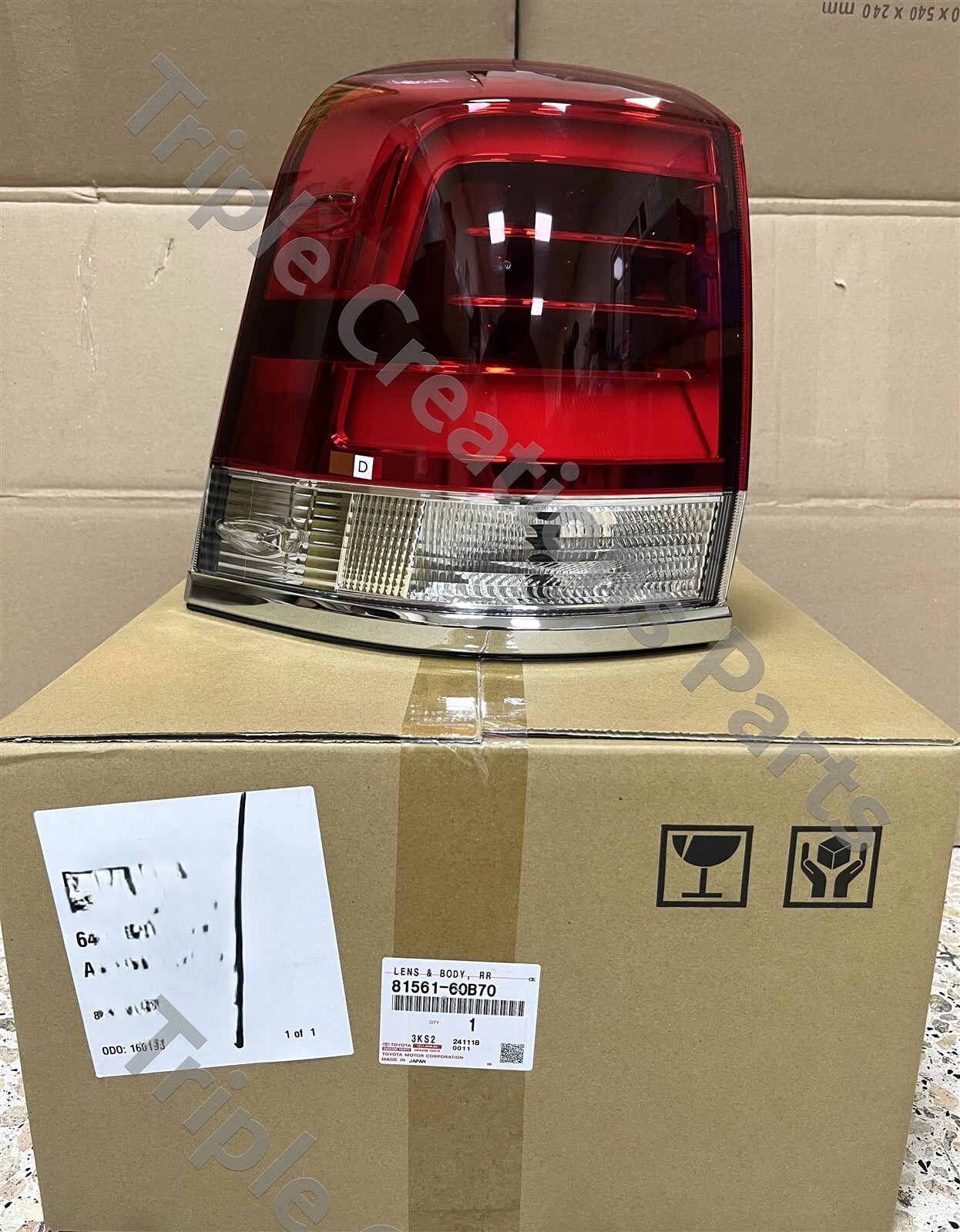 ぽん様  8150 New Tail Light Assembly Outer Left Fits 2018 Toyota Camry