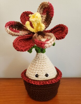 Crochet Flower Crocus W/ Pot 9'' Tall Burgundy Tan Cute Amigurumi Handmade Plant