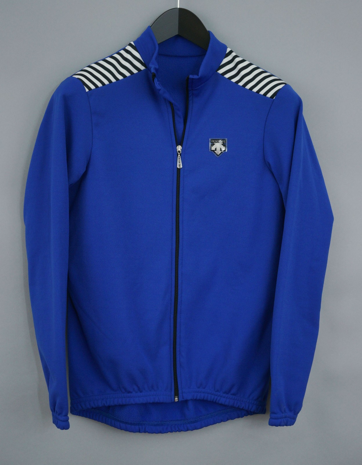 descente cycling jacket