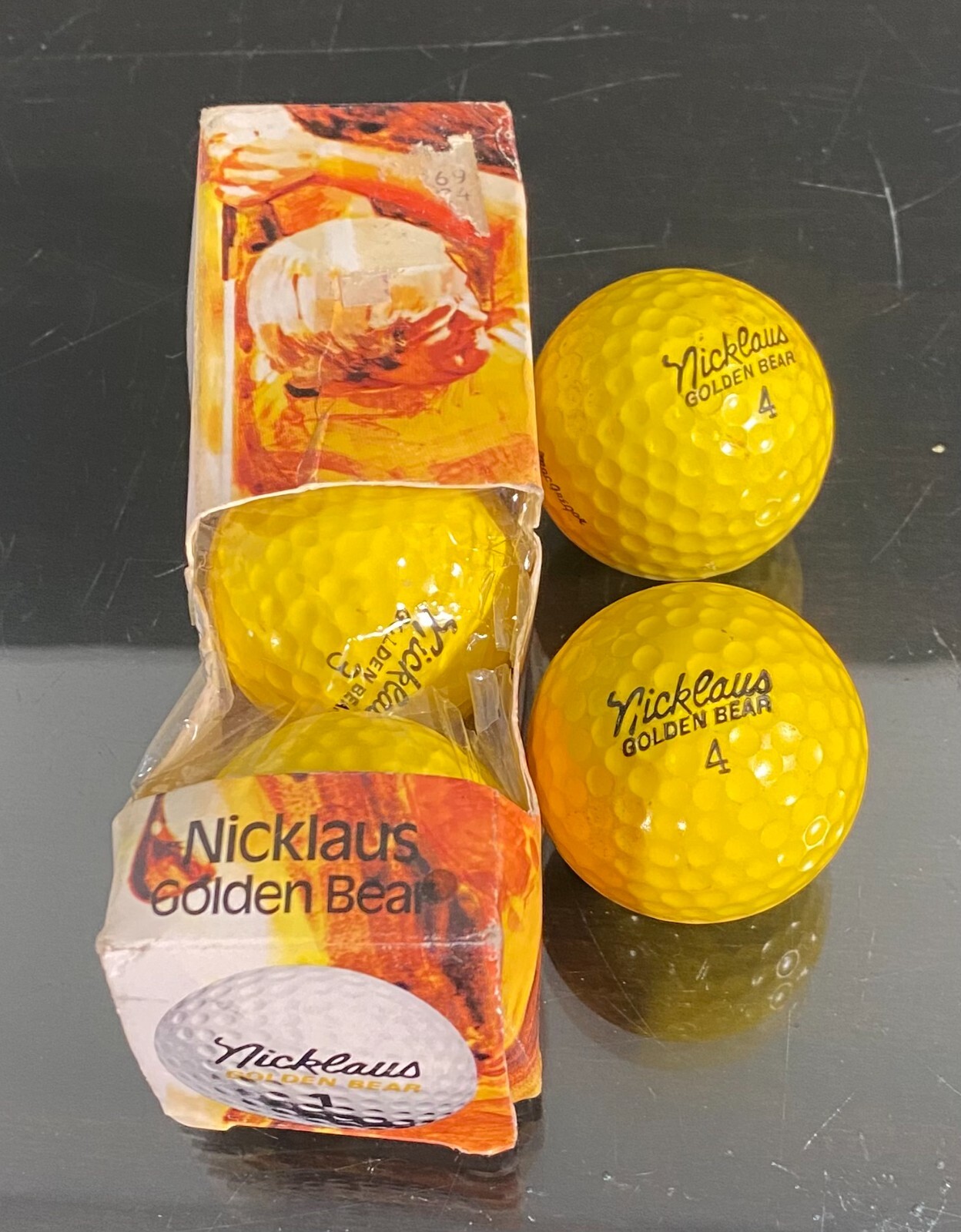Vintage Jack Nicklaus Golden Bear Logo Yellow Golf Balls 3