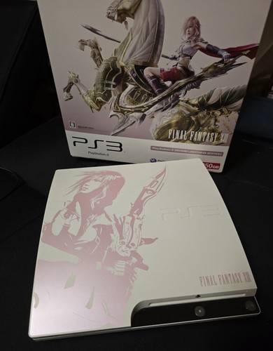 PlayStation 3 250GB FINAL FANTASY XIII LIGHTNING EDITION