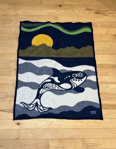アウトドア寝具 pendleton wool blanket made in USA navy Pendleton Eco-Wise Navy Washable Wool Blanket, Queen | Made