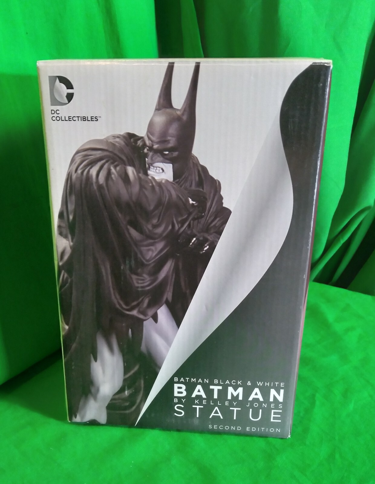 アメコミ Batman Black & White Second Edition Batman Black & White Kelley Jones Second Edition Batman DC