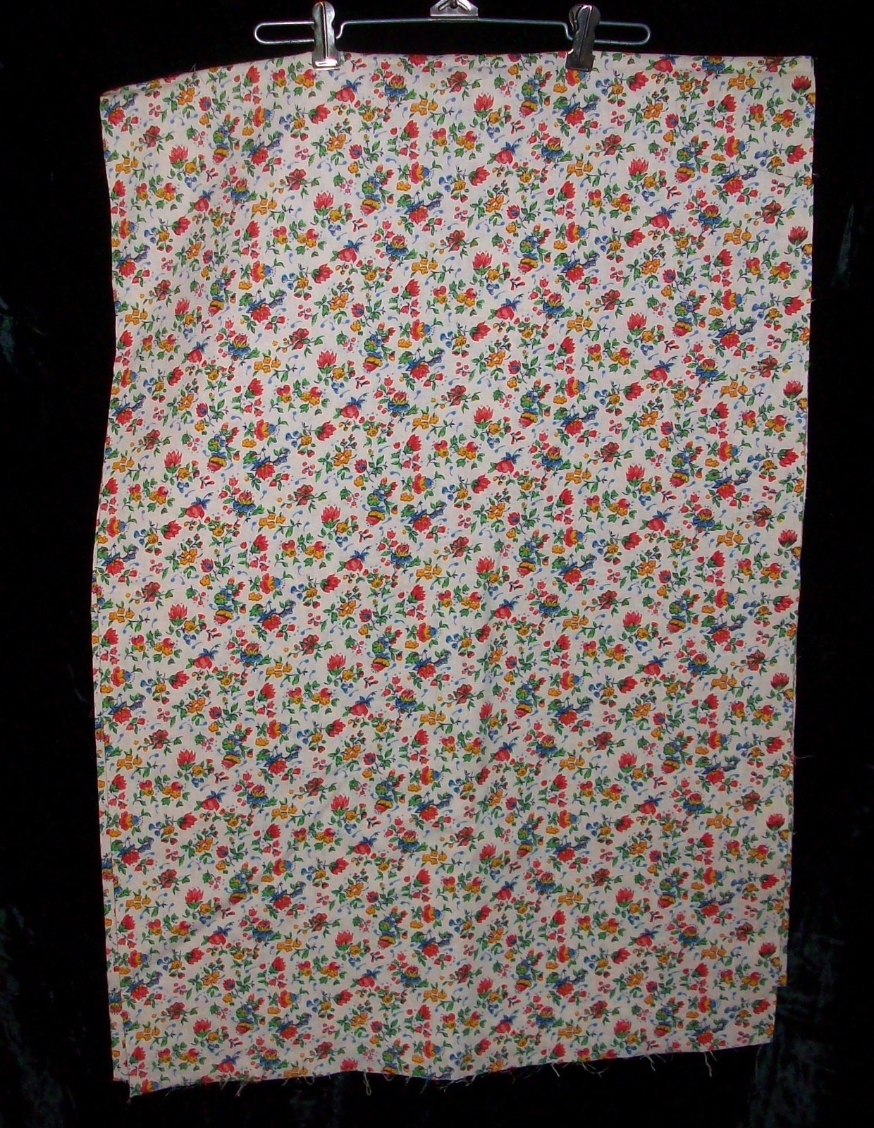 Vintage Unbranded Floral Cotton Slub Textured Fabric 3 1/2 yards