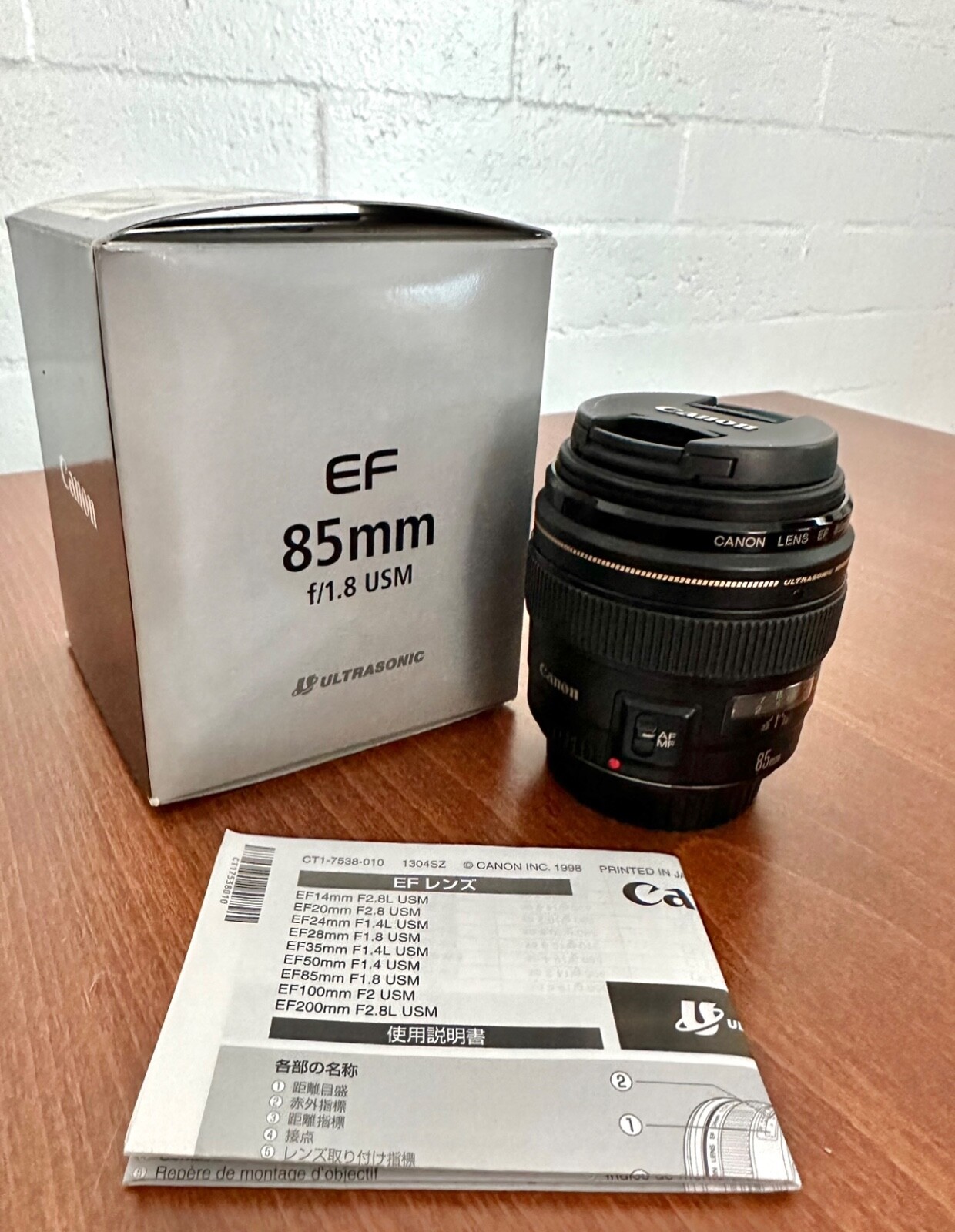 Canon EF 85mm f1.8 USM Camera Lens with box, original Canon EF 85mm f1.8 USM Camera Lens with box, original