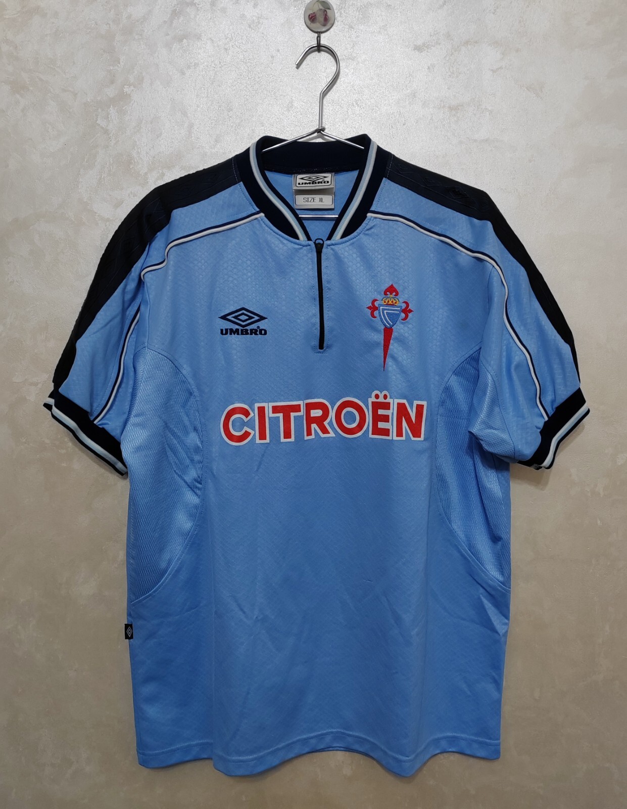 セルタ　Celta de Vigo Umbro サッカー　ユニフォーム　Mサイズ acea271ded1531c3262474257d9fb5