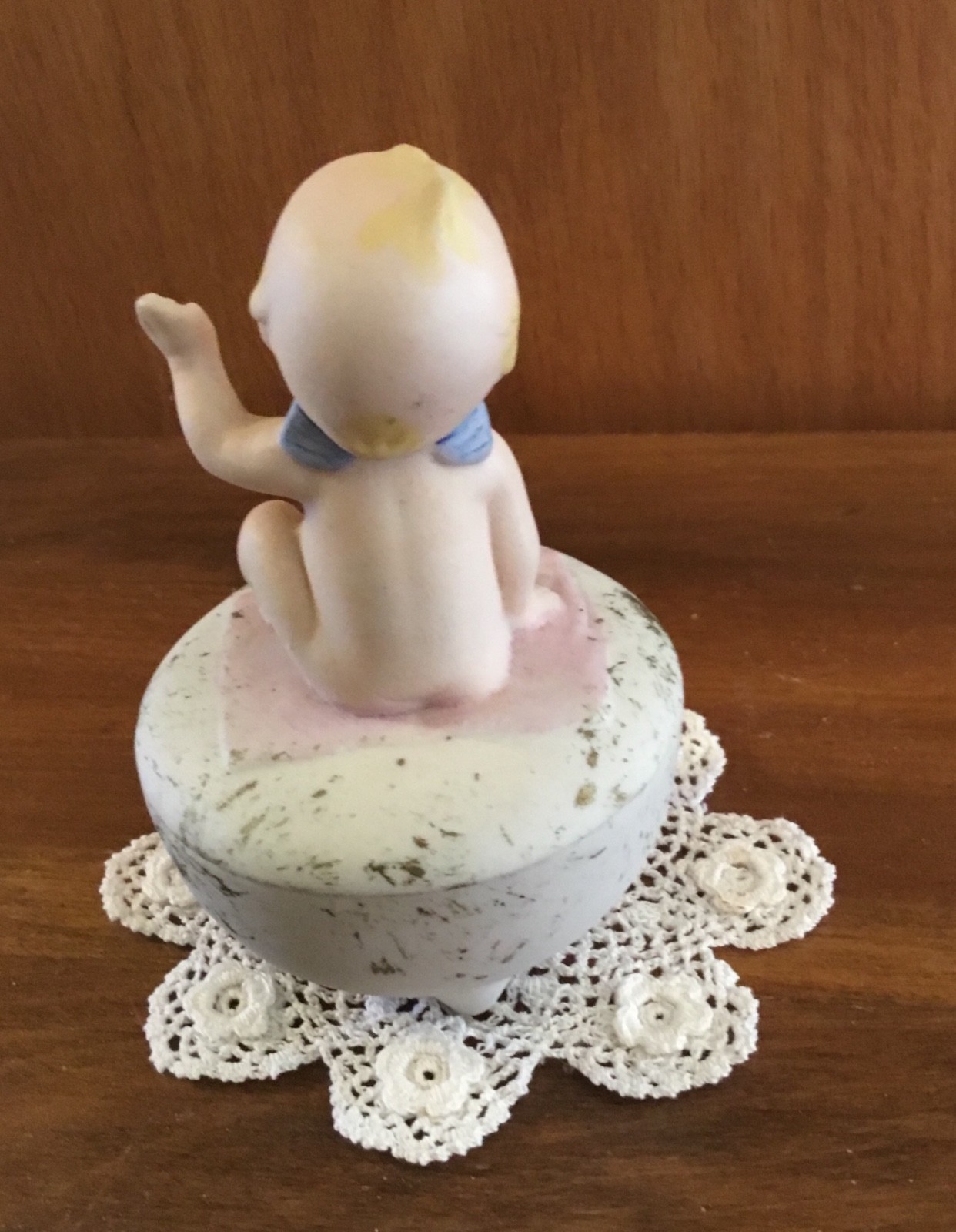 Vintage Lefton Hand Painted Porcelain Kewpie On Pink Blanket Trinket Box