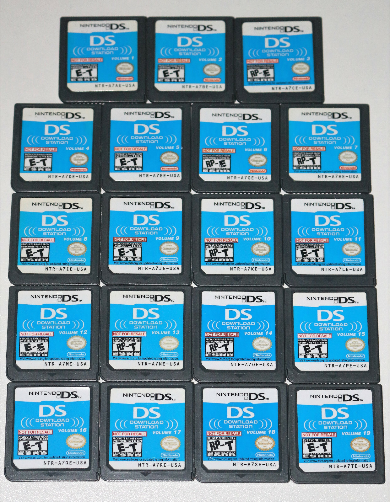 DS Download Station Volume 8 北米版 ソフトのみ 非売品 激レア