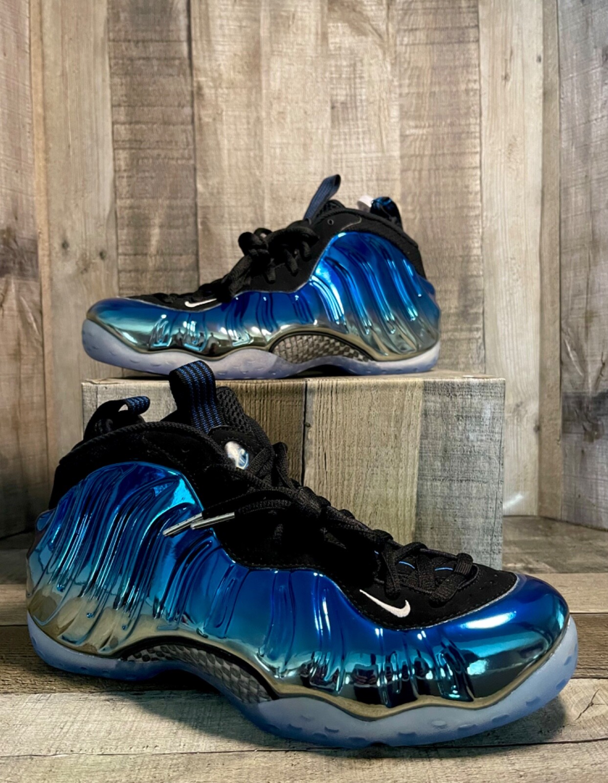2015 Nike Foamposite One Blue Mirror (575420-008)Mid BBall 2015 Nike Foamposite One Blue Mirror (575420-008)Mid BBall
