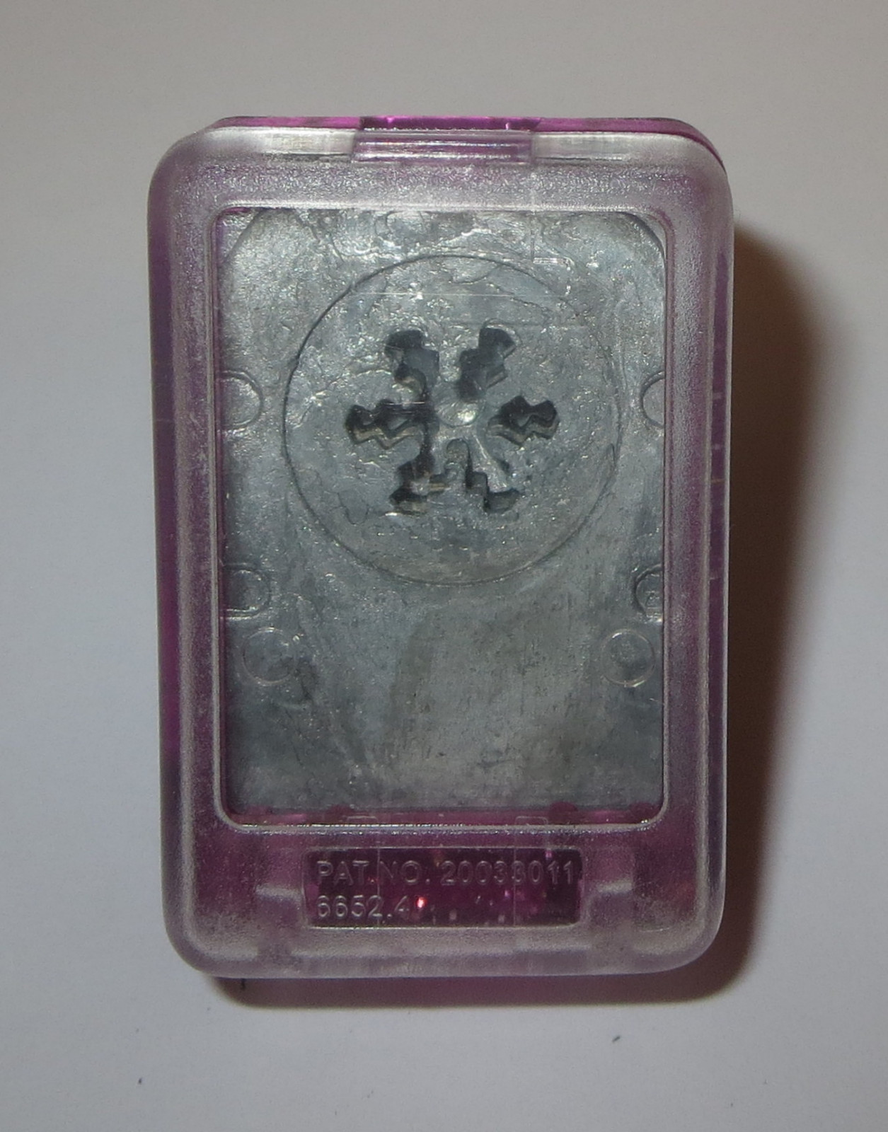 SNOWFLAKE Paper Punch Cutting Edge Crafts 1/2