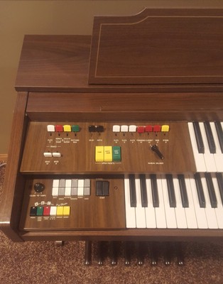 Vintage Yamaha Electone Model 115 Organ & bench ser. #3140 Local Pick Up