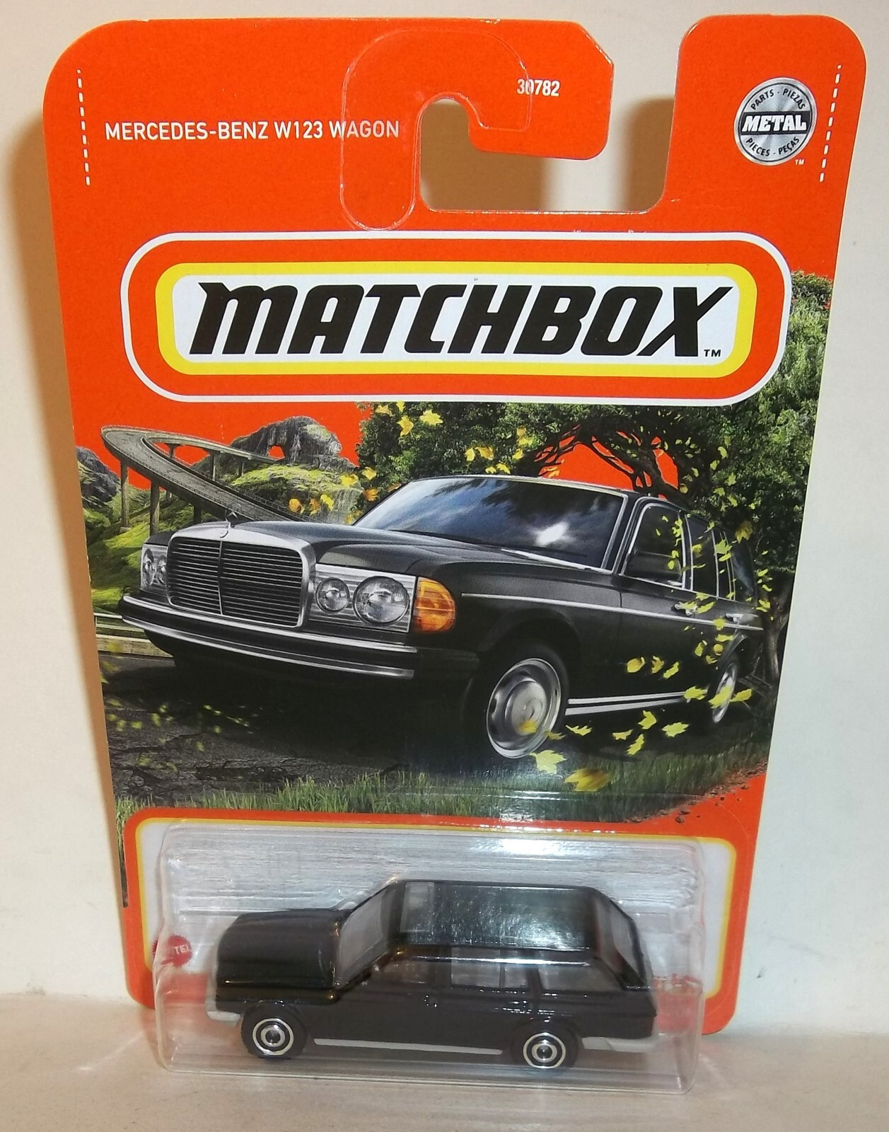 2022 MATCHBOX 1:64 MBX HIGHWAY 22/100 black MERCEDES-BENZ
